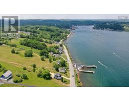 9114 3 Highway, 997 Main St Mahone Bay, Maders Cove, NS B0J2E0 Photo 46