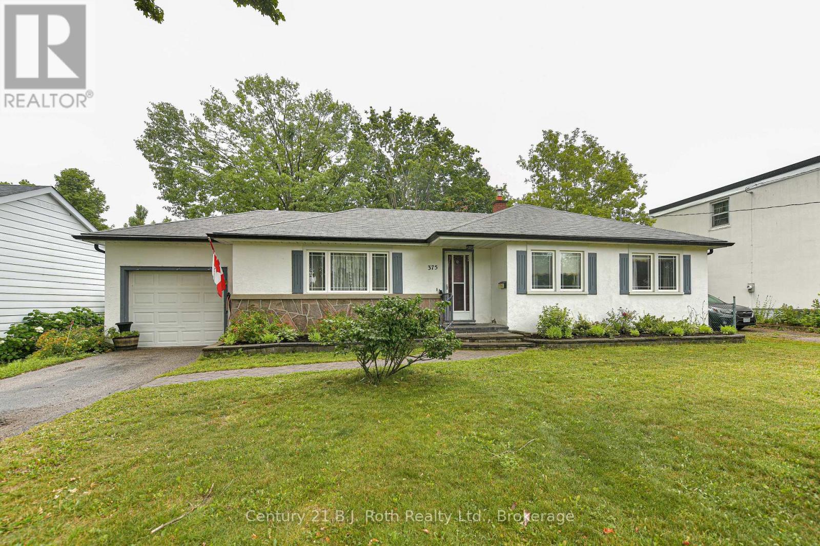 375 PARKHURST CRESCENT - 2
