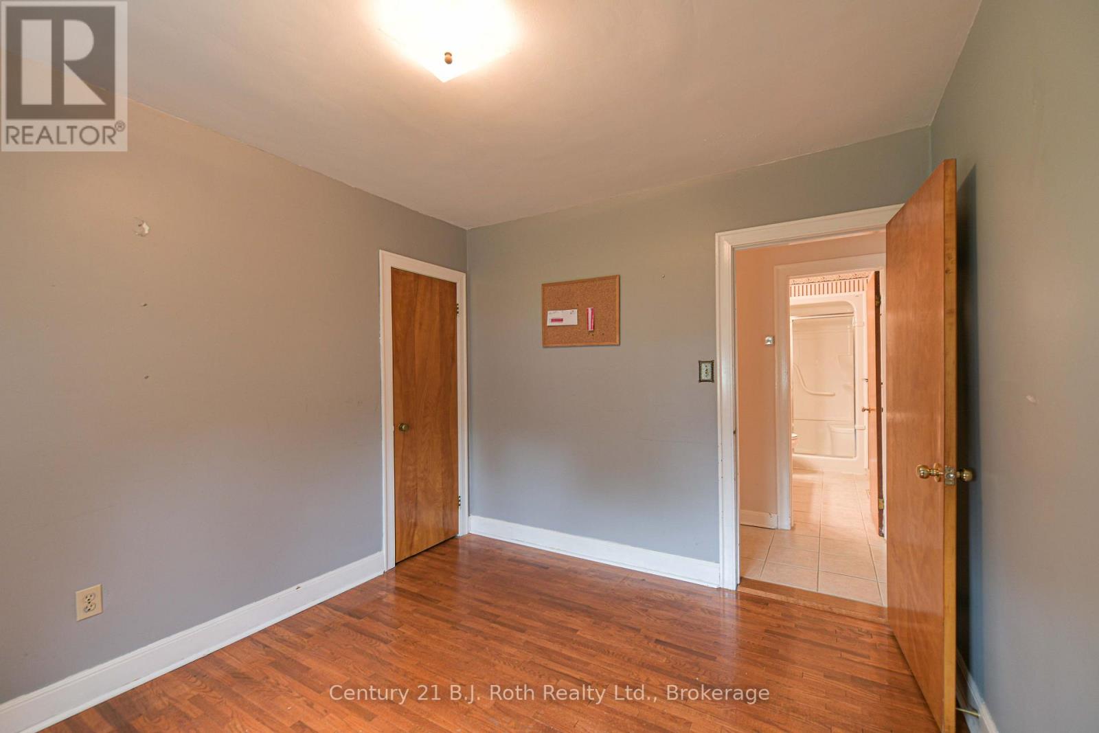 375 PARKHURST CRESCENT - 21