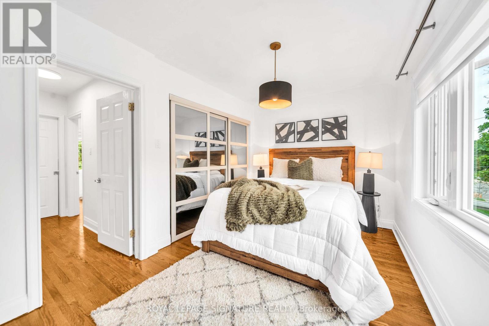 132 GLENVALE BOULEVARD - Image 14