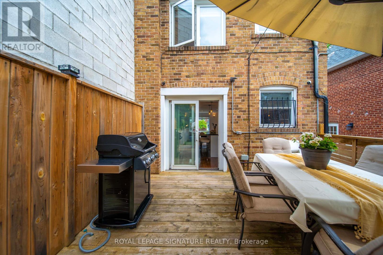 132 GLENVALE BOULEVARD - Image 27