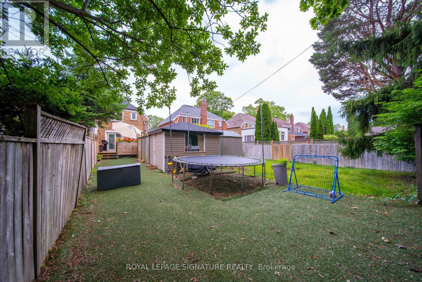 132 GLENVALE BOULEVARD - Image 31
