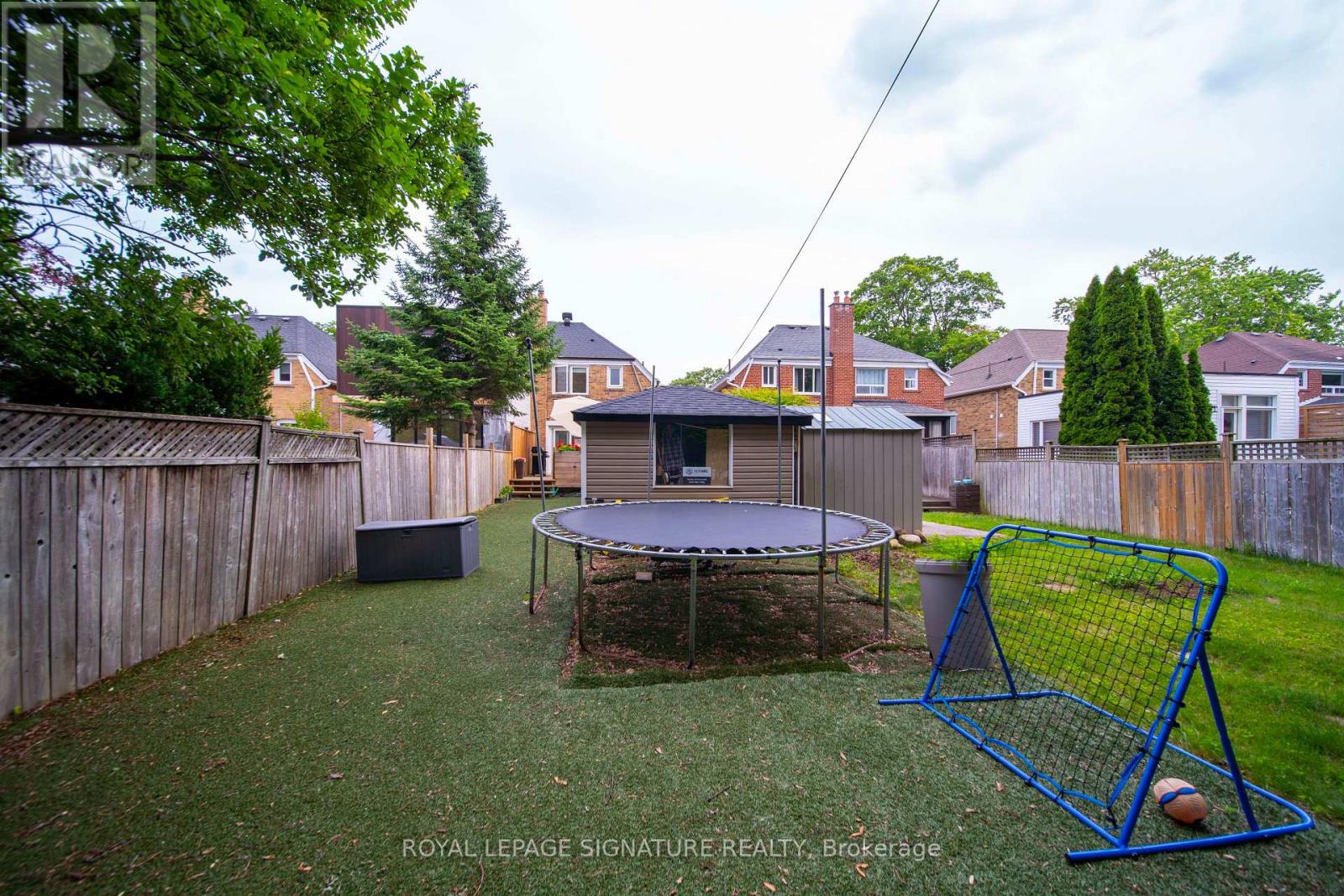 132 GLENVALE BOULEVARD - Image 32