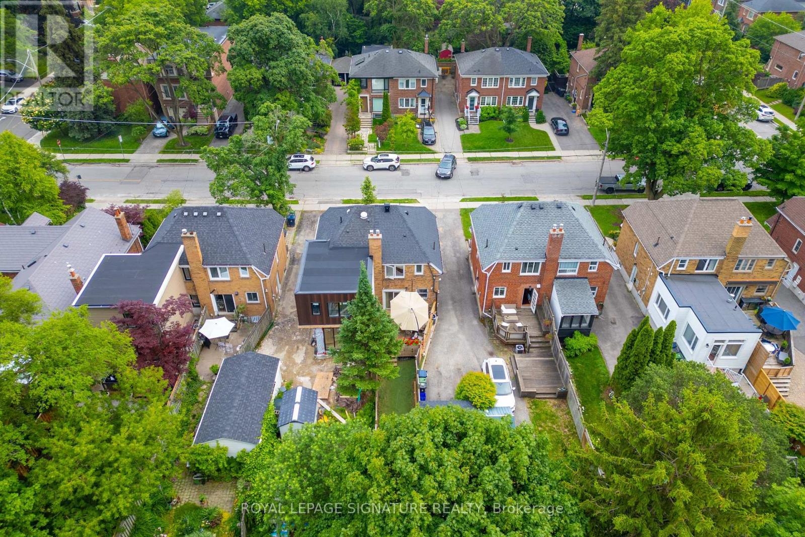 132 GLENVALE BOULEVARD - Image 35