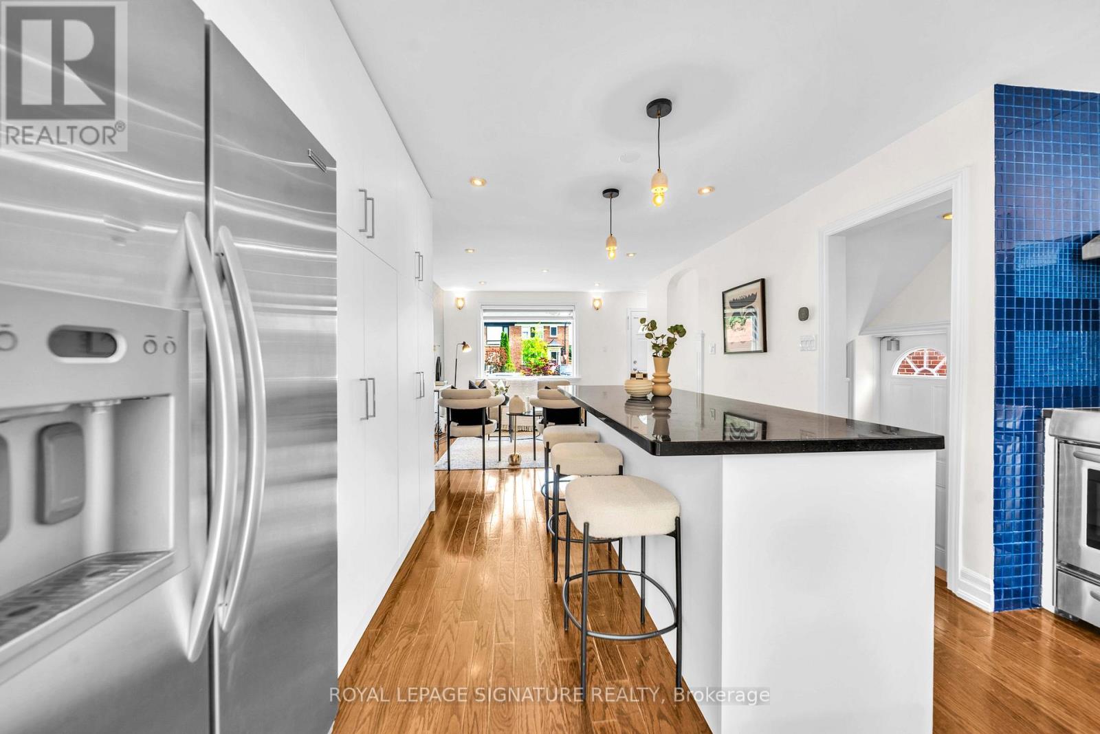 132 GLENVALE BOULEVARD - Image 9
