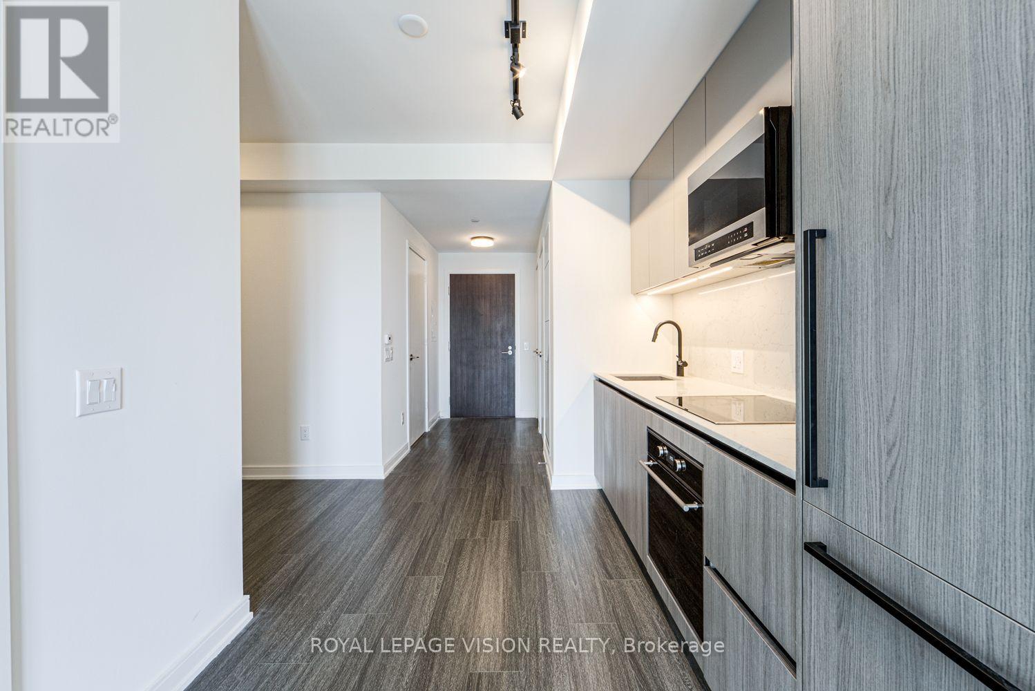 #1008 425 FRONT STREET E - 12