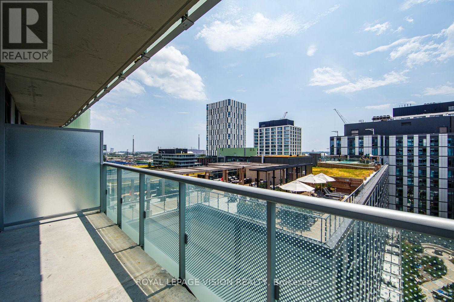 #1008 425 FRONT STREET E - 21