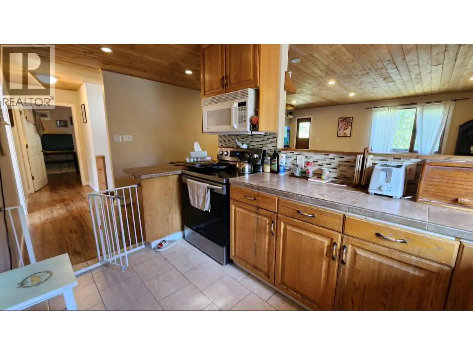 63 Begbie Road - 29