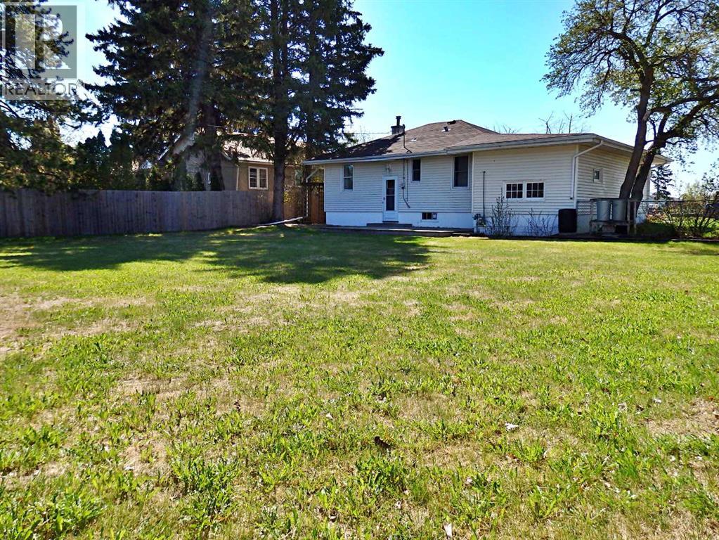 5408 50 Avenue - 3