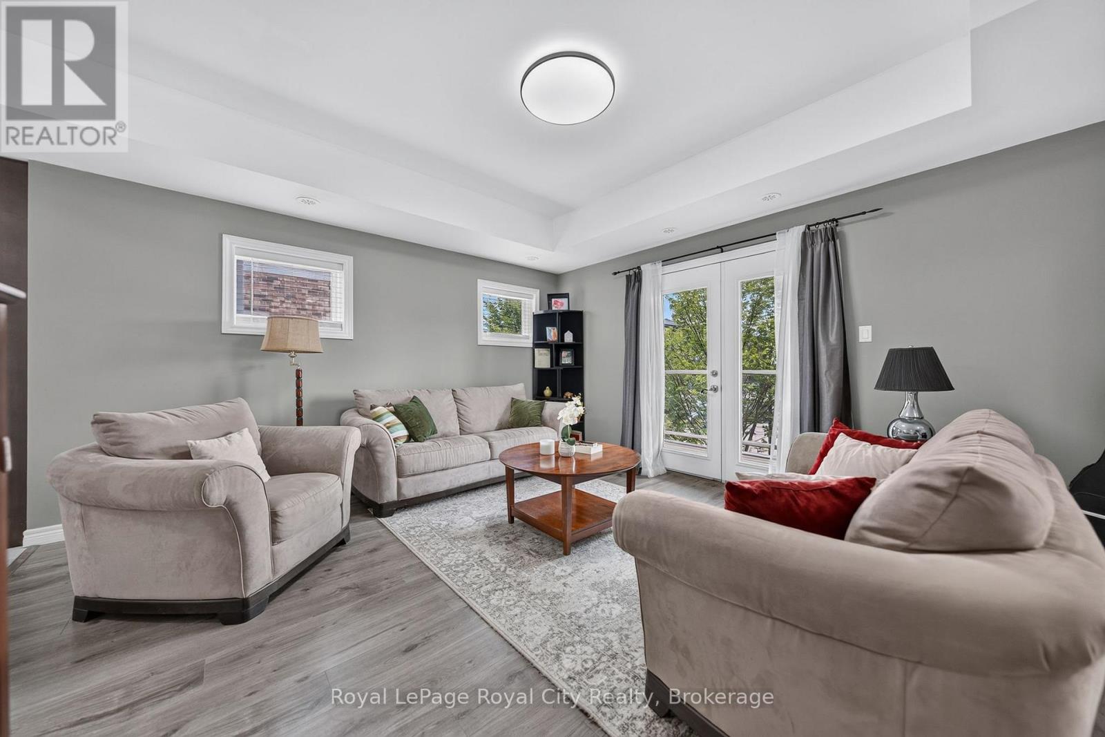 #30 39 KAY CRESCENT - Image 14