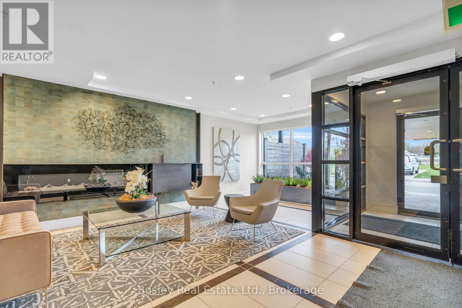 #412 155 ST LEGER STREET - 4