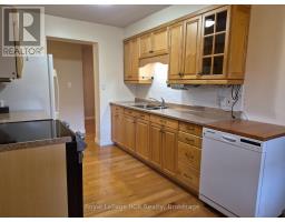 Bathroom - 102 - 536 11th Avenue, Hanover, ON N4N2S4 Photo 9