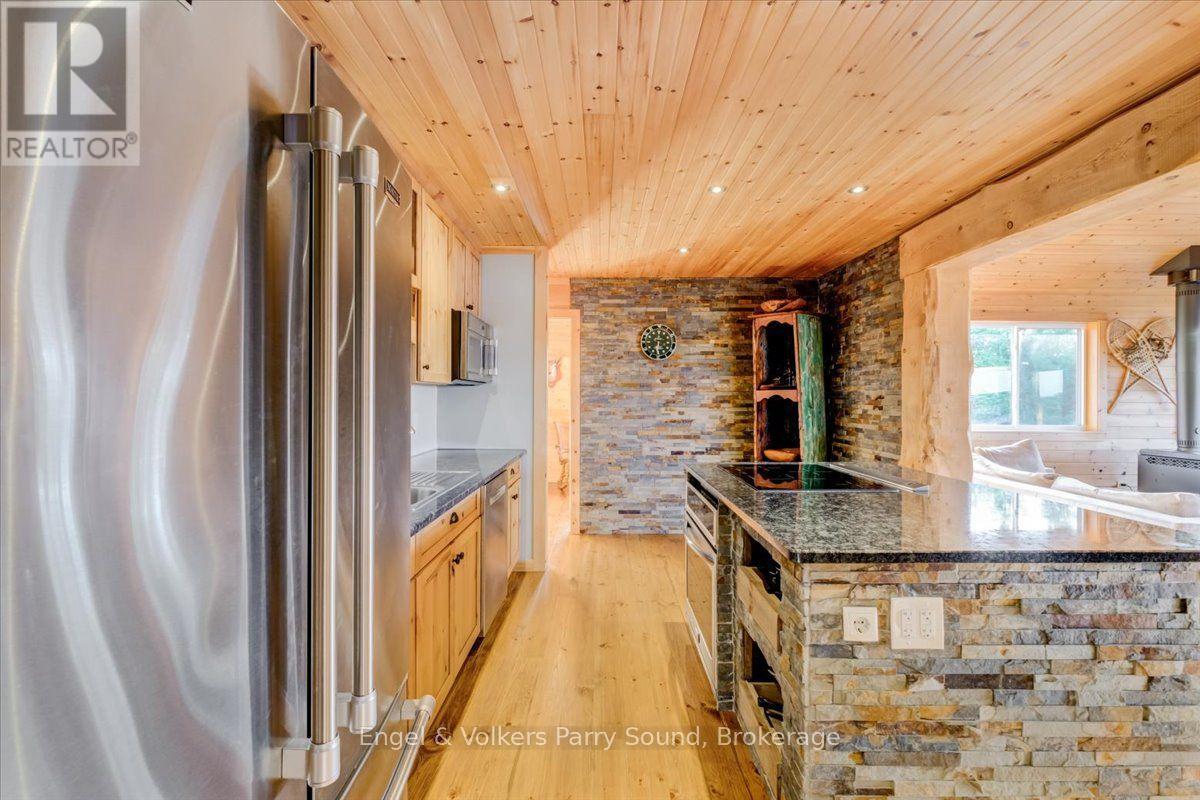 4 263 C (LANGHORN) ISLAND - 13