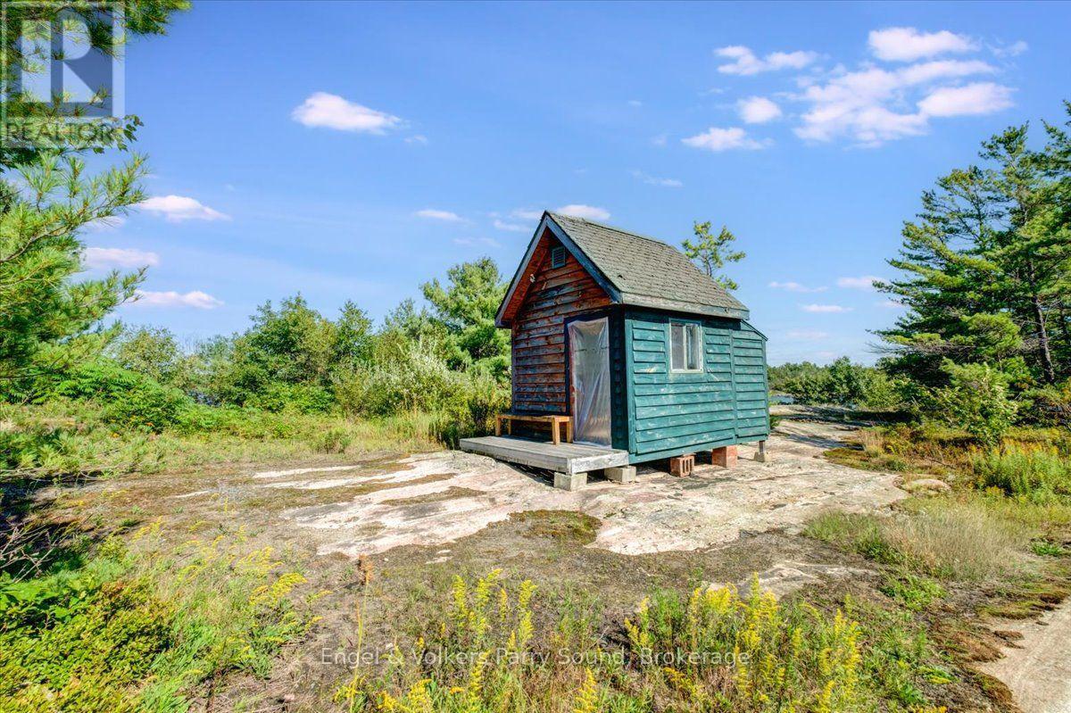 4 263 C (LANGHORN) ISLAND - 41