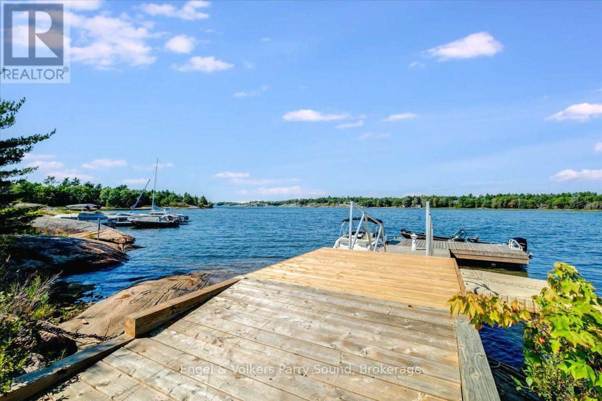 4 263 C (LANGHORN) ISLAND - 43