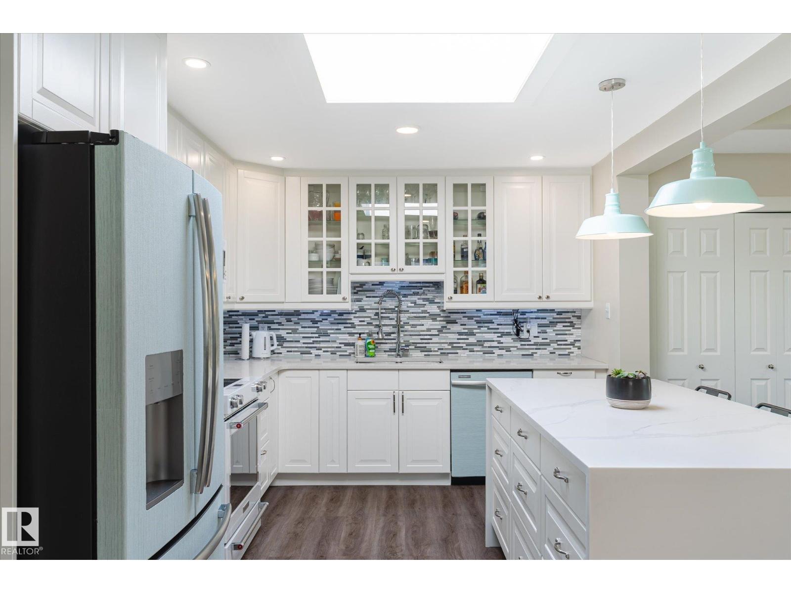 10339 36A AV NW - 20