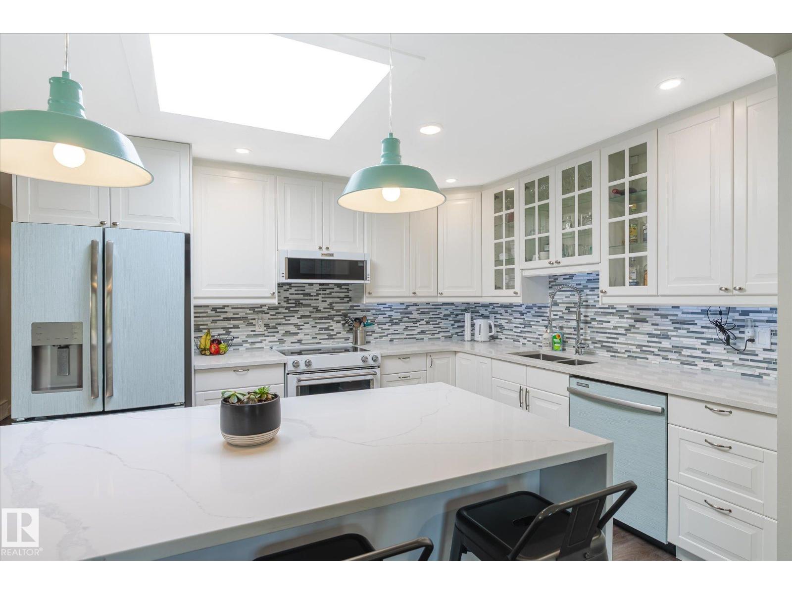 10339 36A AV NW - 21
