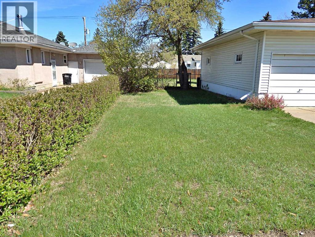 5408 50 Avenue - 33