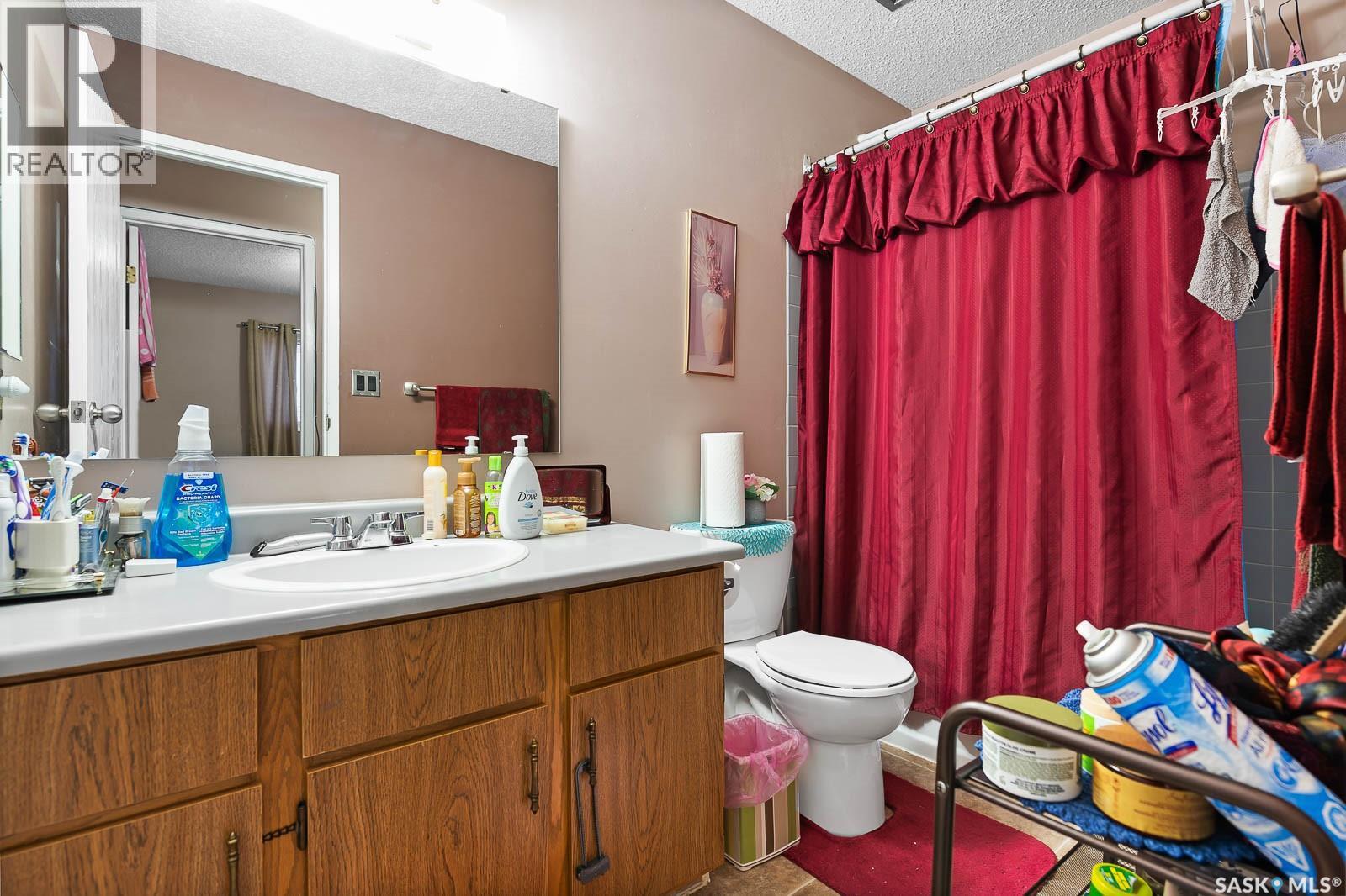 #4008 DEWDNEY AVENUE - 18