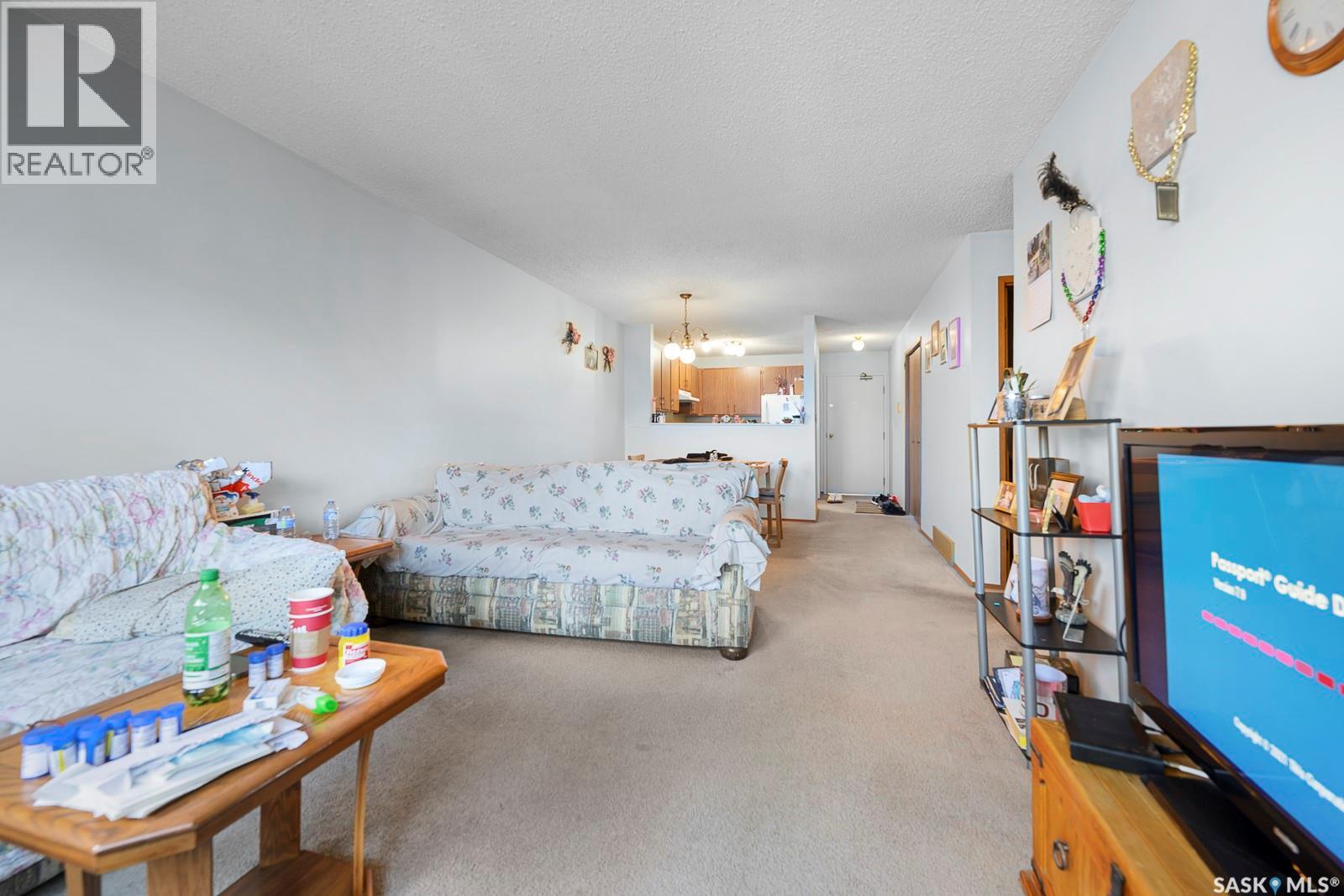 #4008 DEWDNEY AVENUE - 22