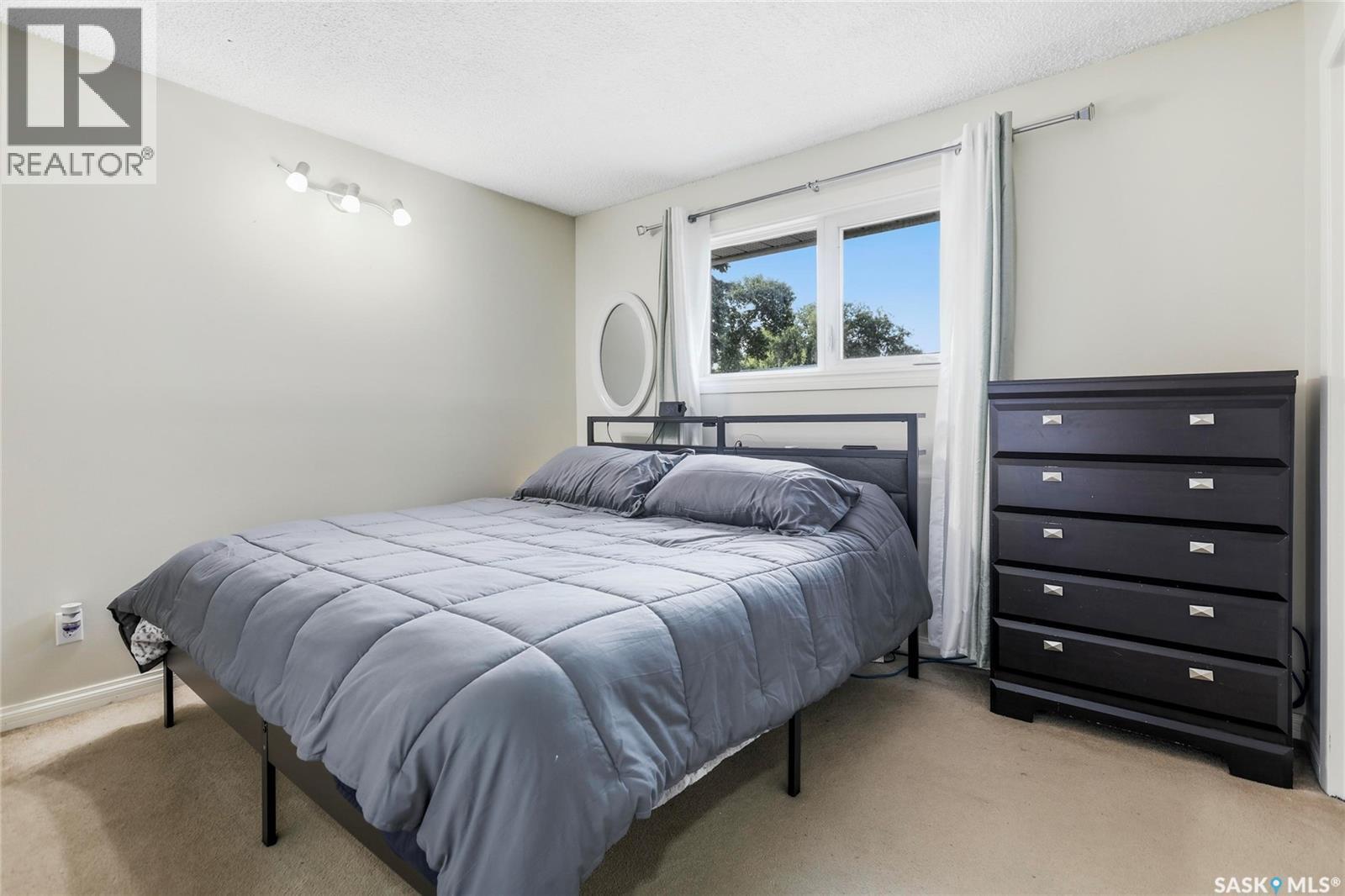 251 Sangster BOULEVARD - 12