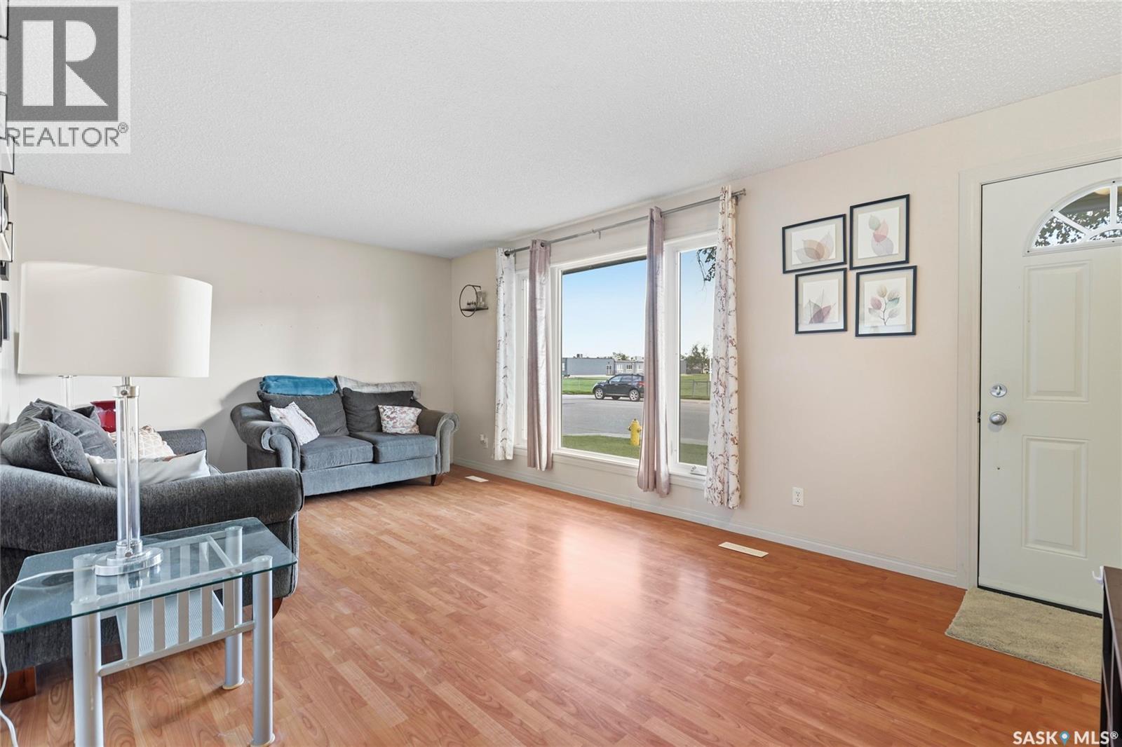 251 Sangster BOULEVARD - 9