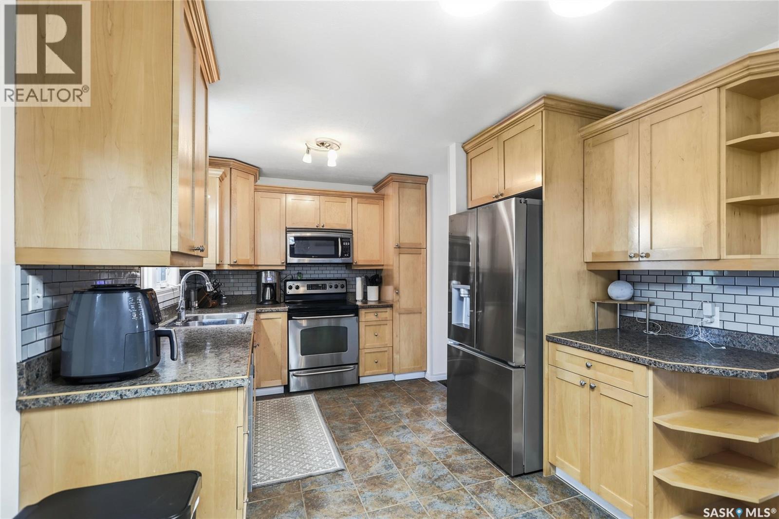 251 Sangster BOULEVARD - 6