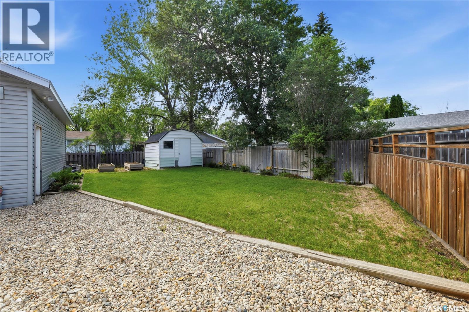 251 Sangster BOULEVARD - 33