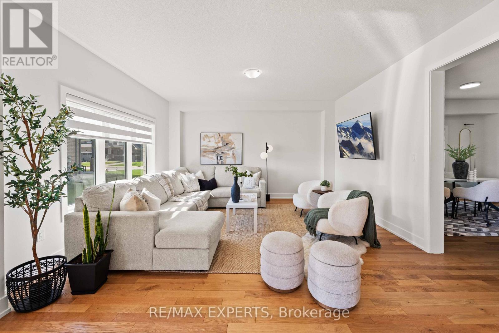 10 LAWRENCE D. PRIDHAM AVENUE - 14