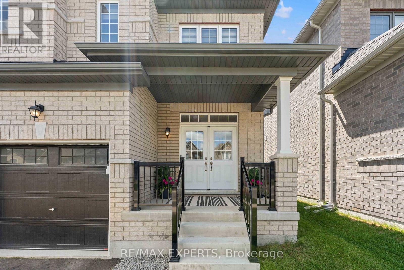 10 LAWRENCE D. PRIDHAM AVENUE - 3