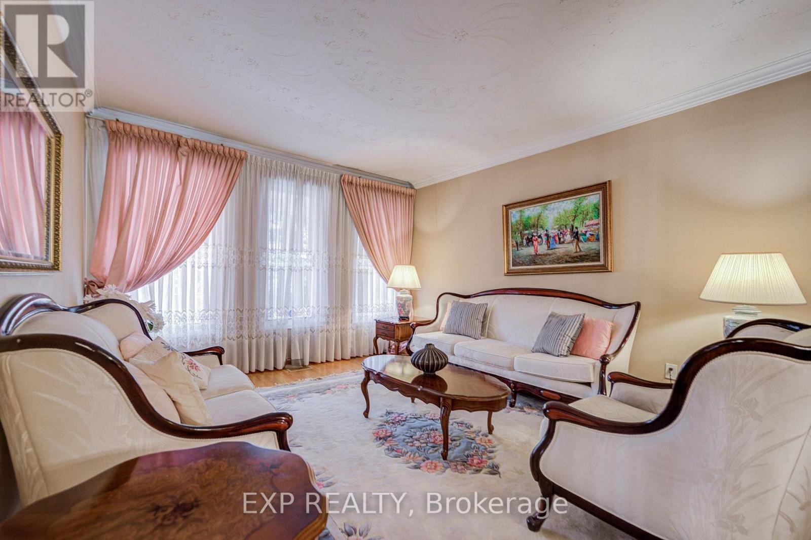 46 EDEN AVENUE - 16
