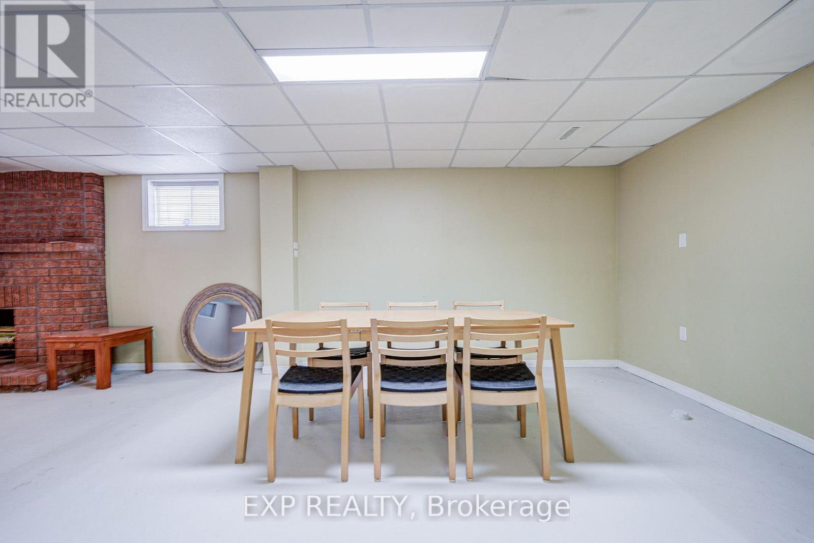 46 EDEN AVENUE - 29