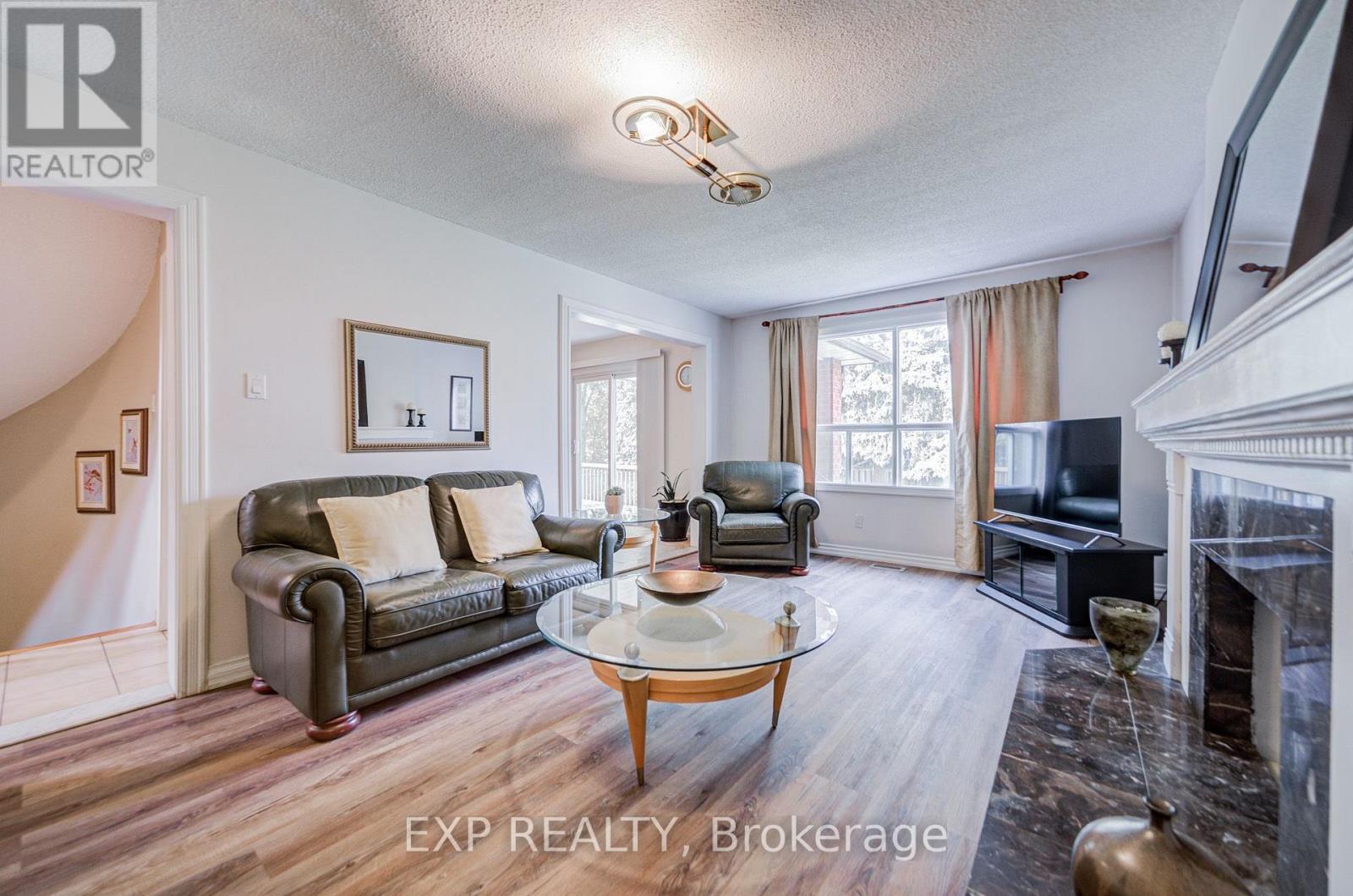 46 EDEN AVENUE - 6