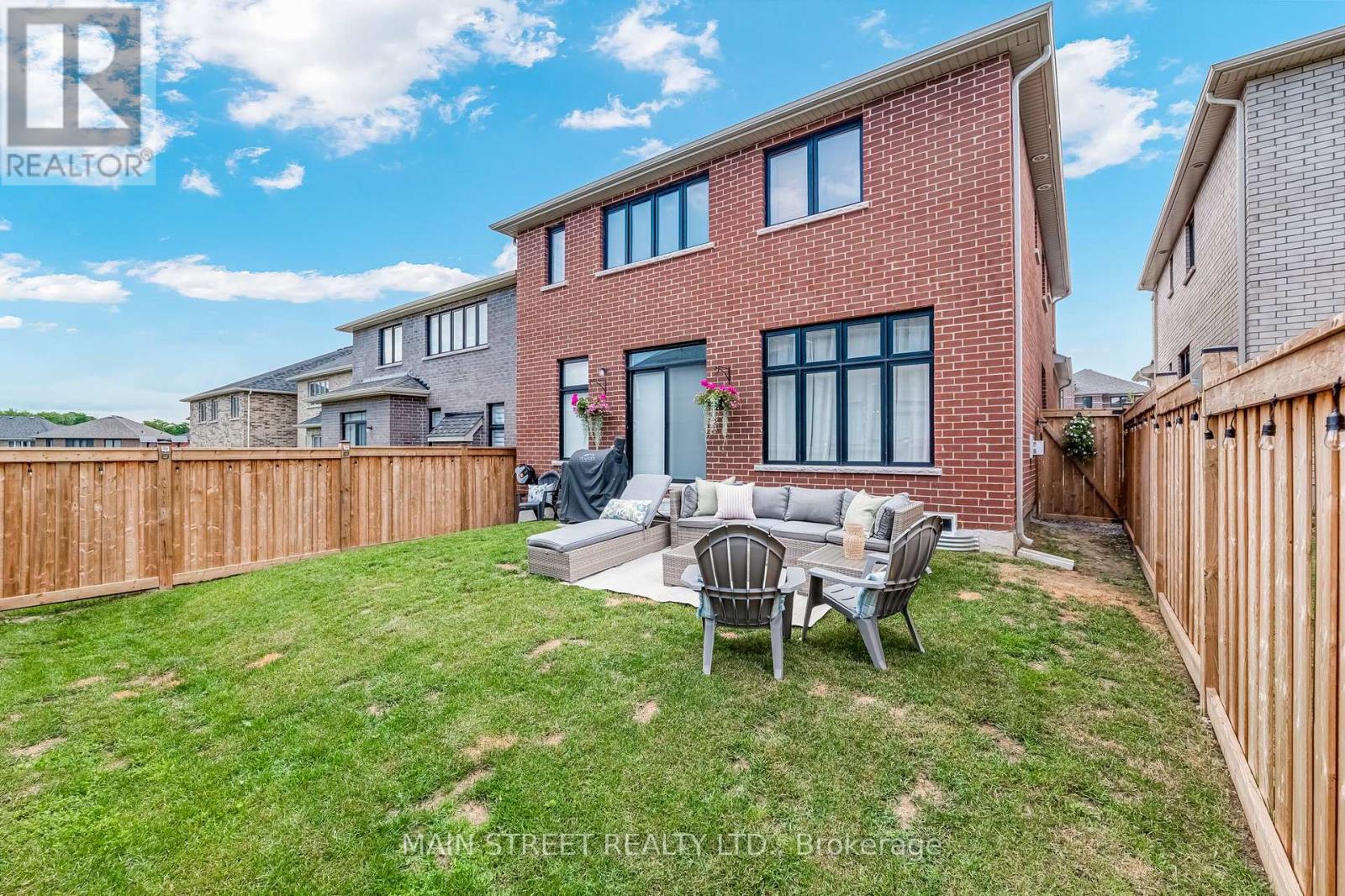 15 AINSLIE HILL CRESCENT - 46