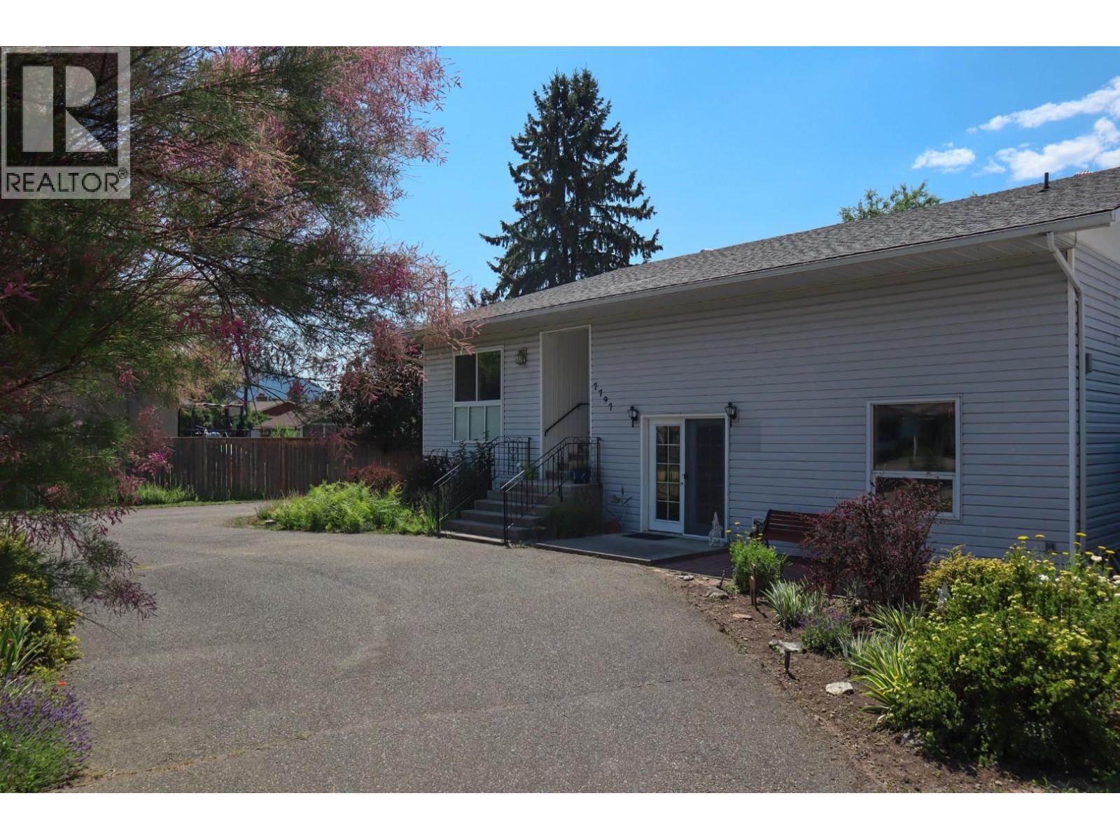 7797 16th Street - 8