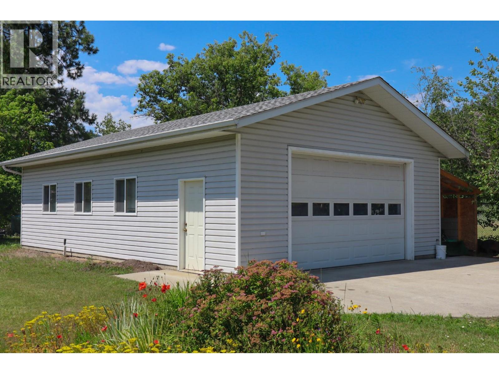 7797 16th Street - 77