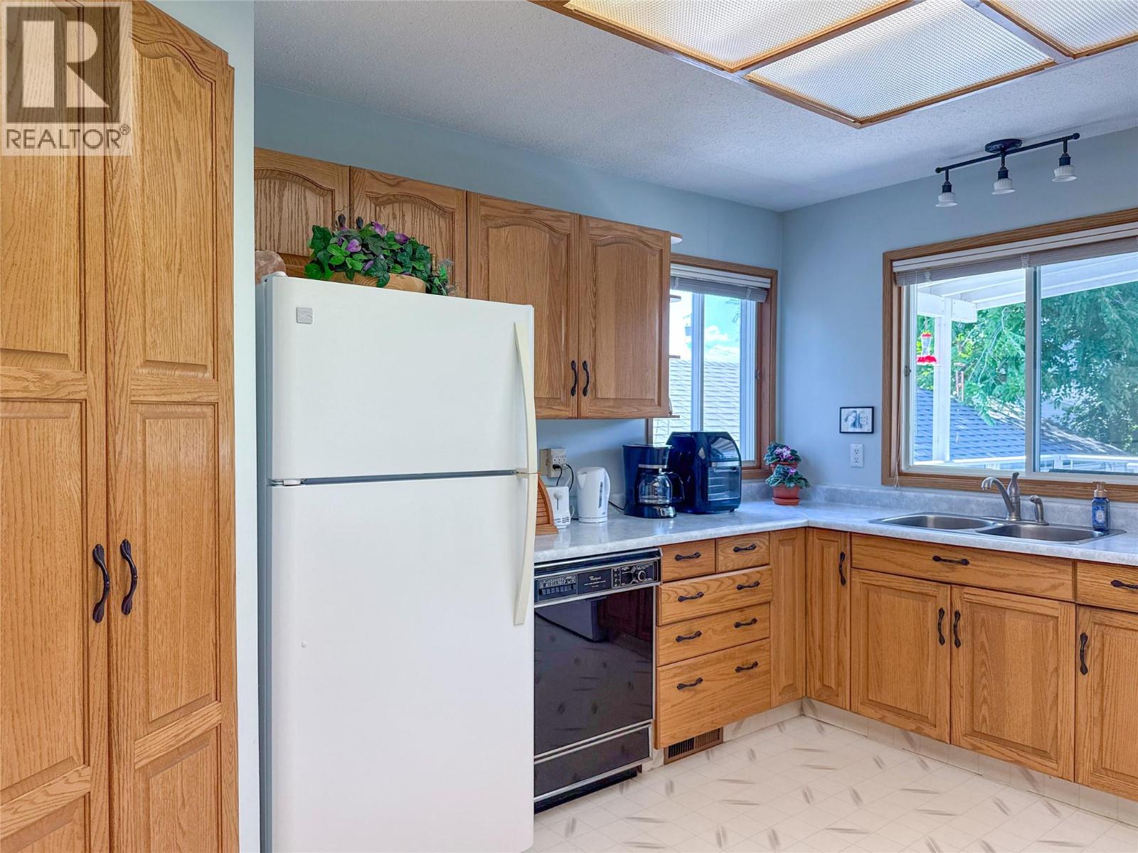 7797 16th Street - 16