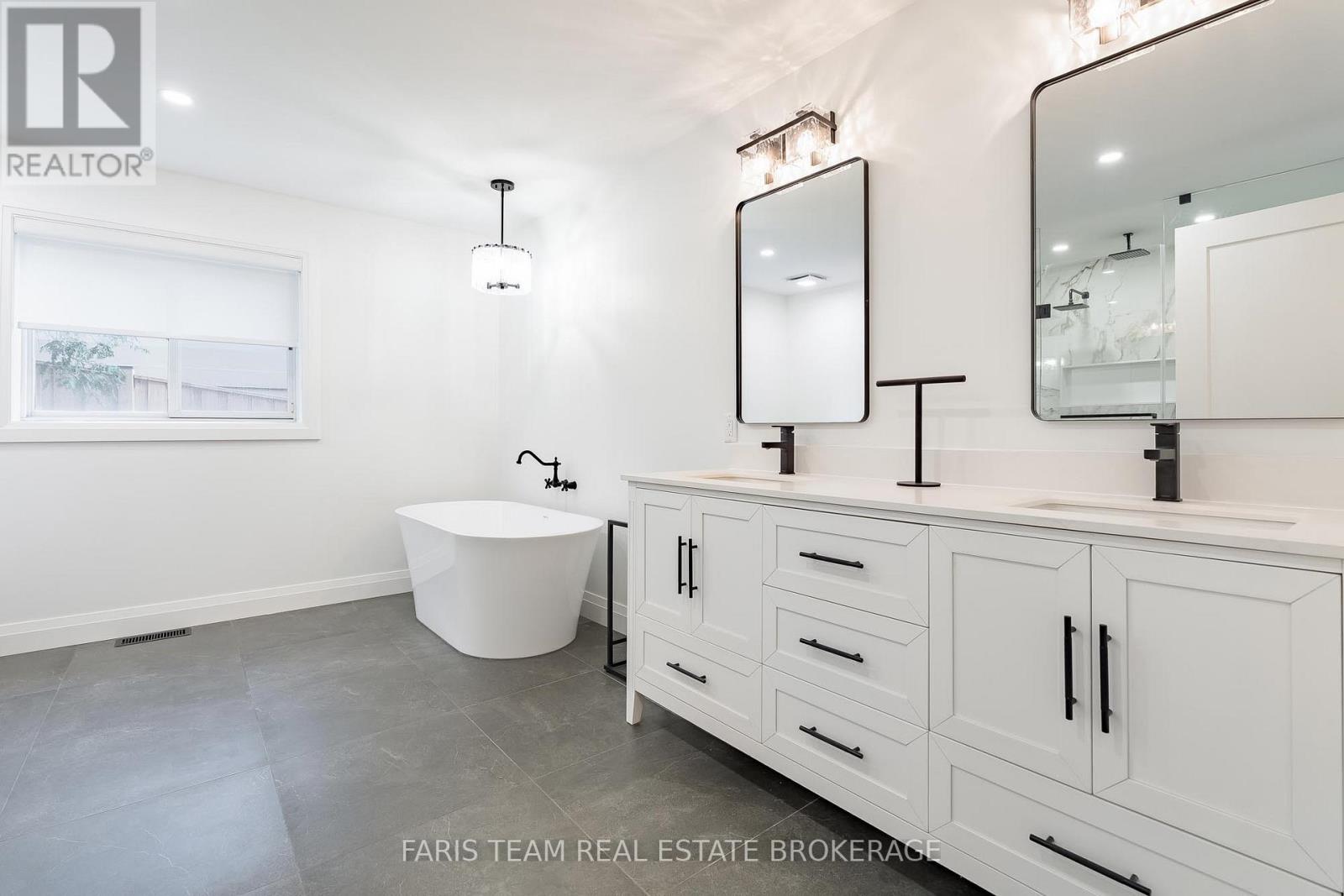 58 WOODCREST ROAD - 35
