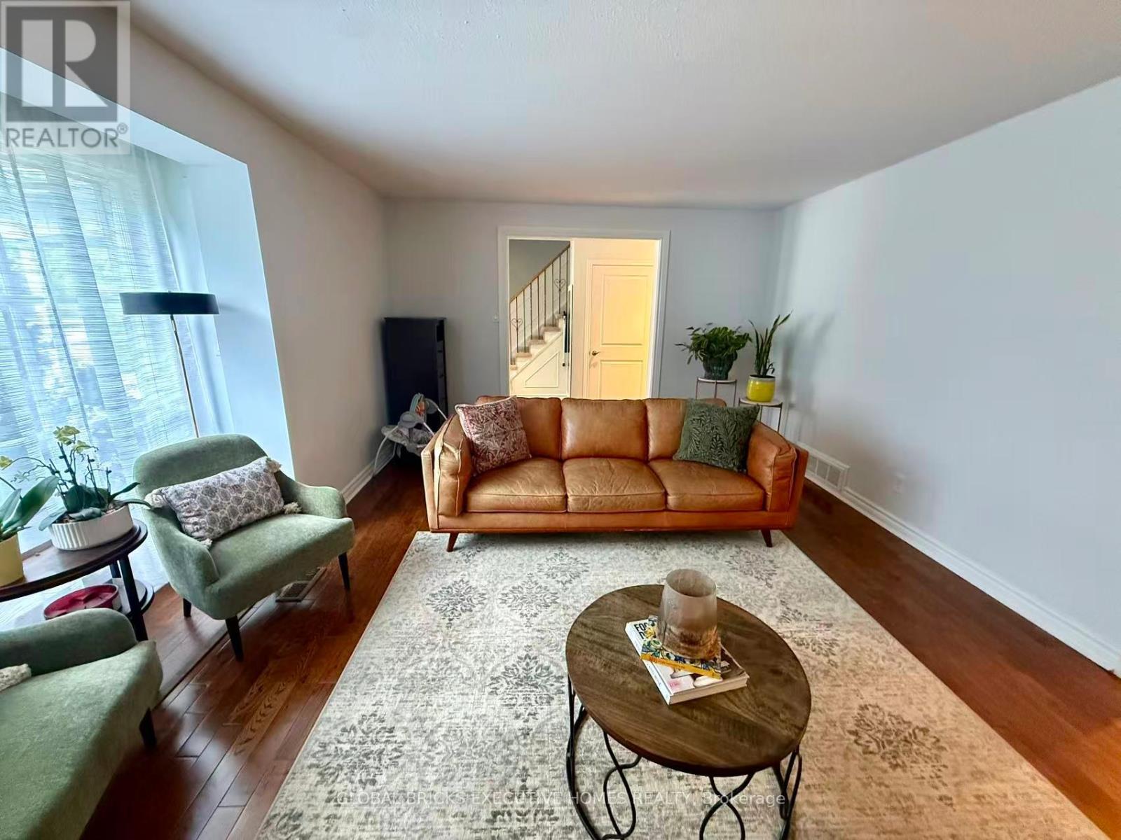 23 WHITEFRIARS DRIVE - 11