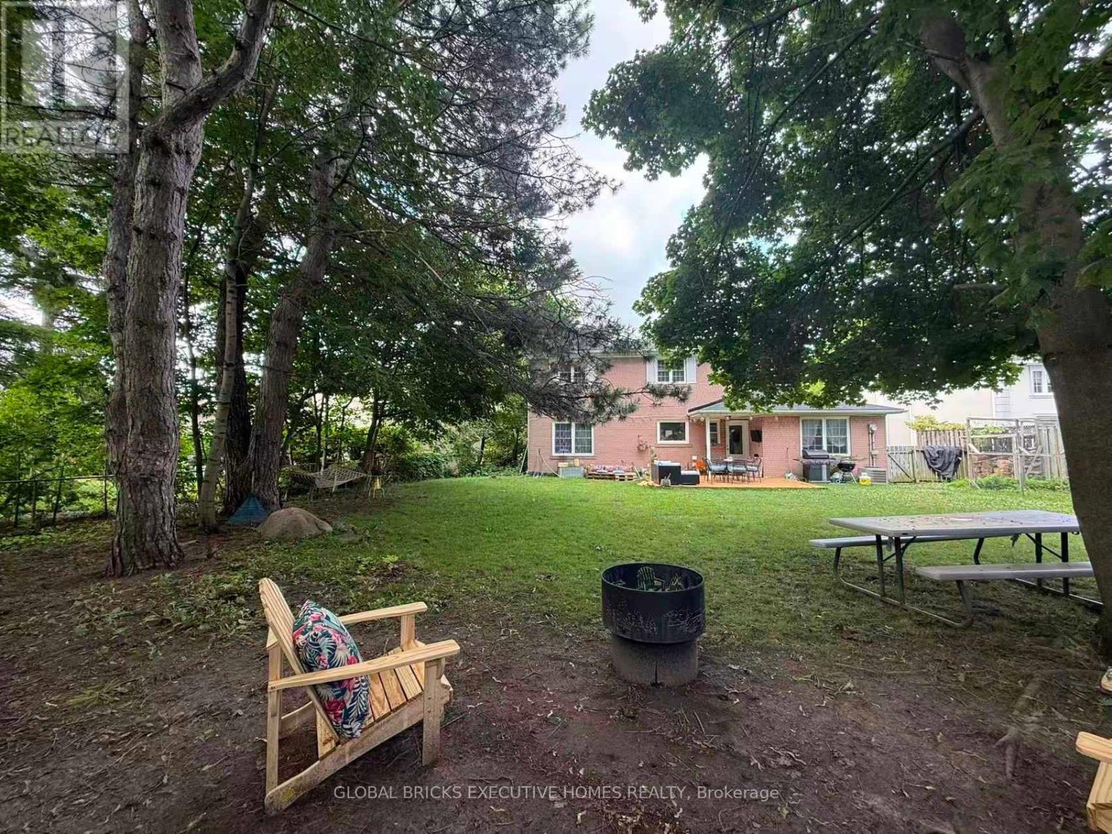 23 WHITEFRIARS DRIVE - 26