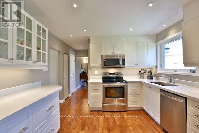 23 WHITEFRIARS DRIVE - 4