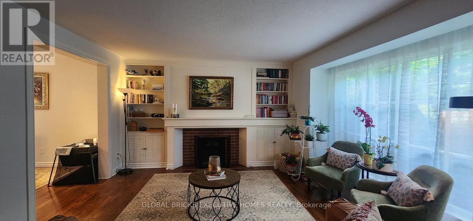 23 WHITEFRIARS DRIVE - 8