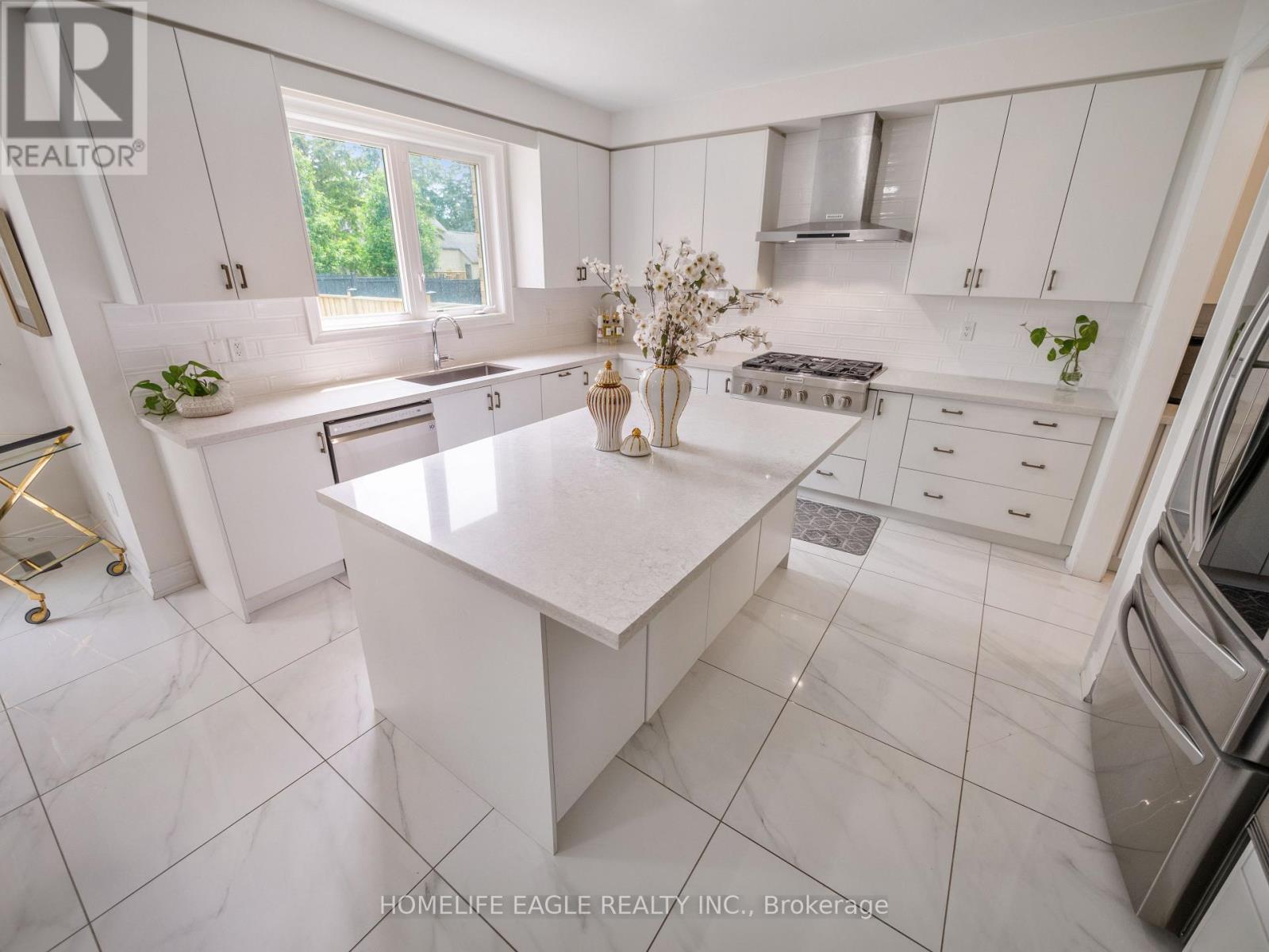 245 DANNY WHEELER BOULEVARD - 8