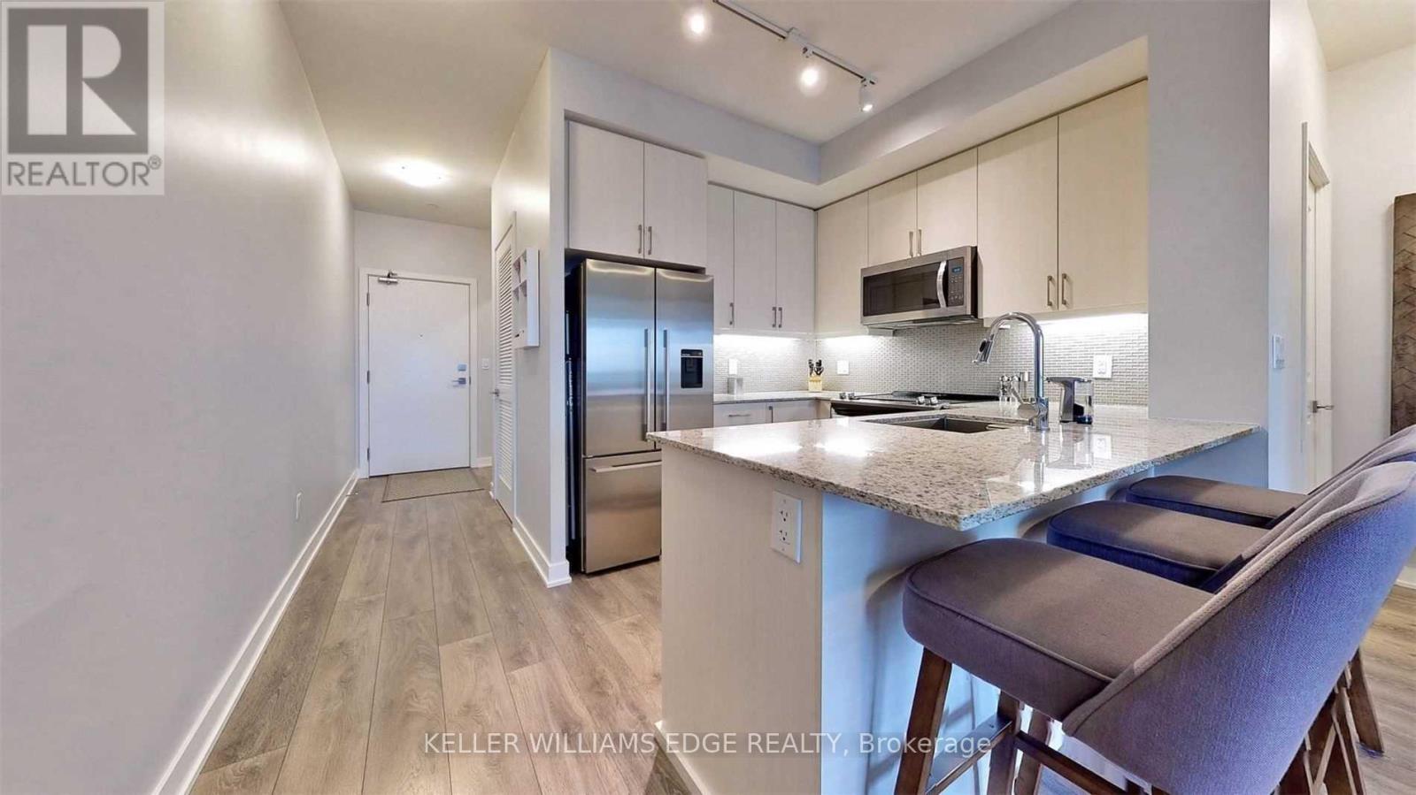#901 4633 GLEN ERIN DRIVE - 9
