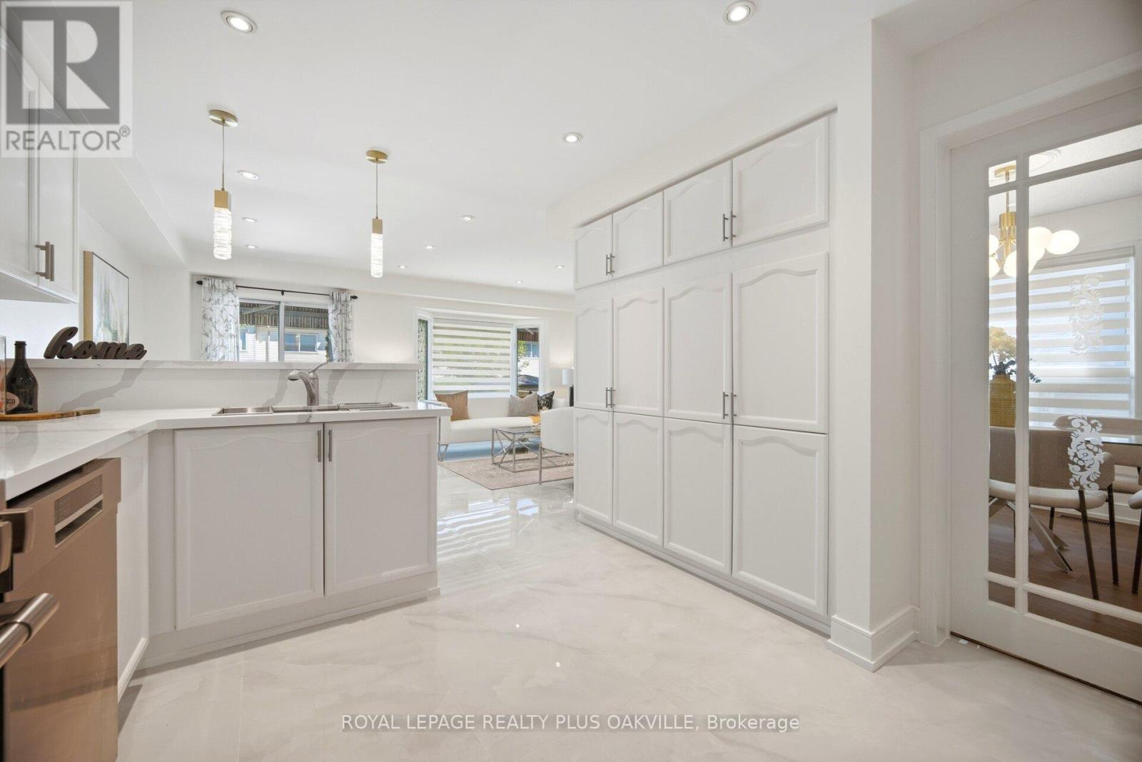 5275 RUPERTS GATE DRIVE - 18