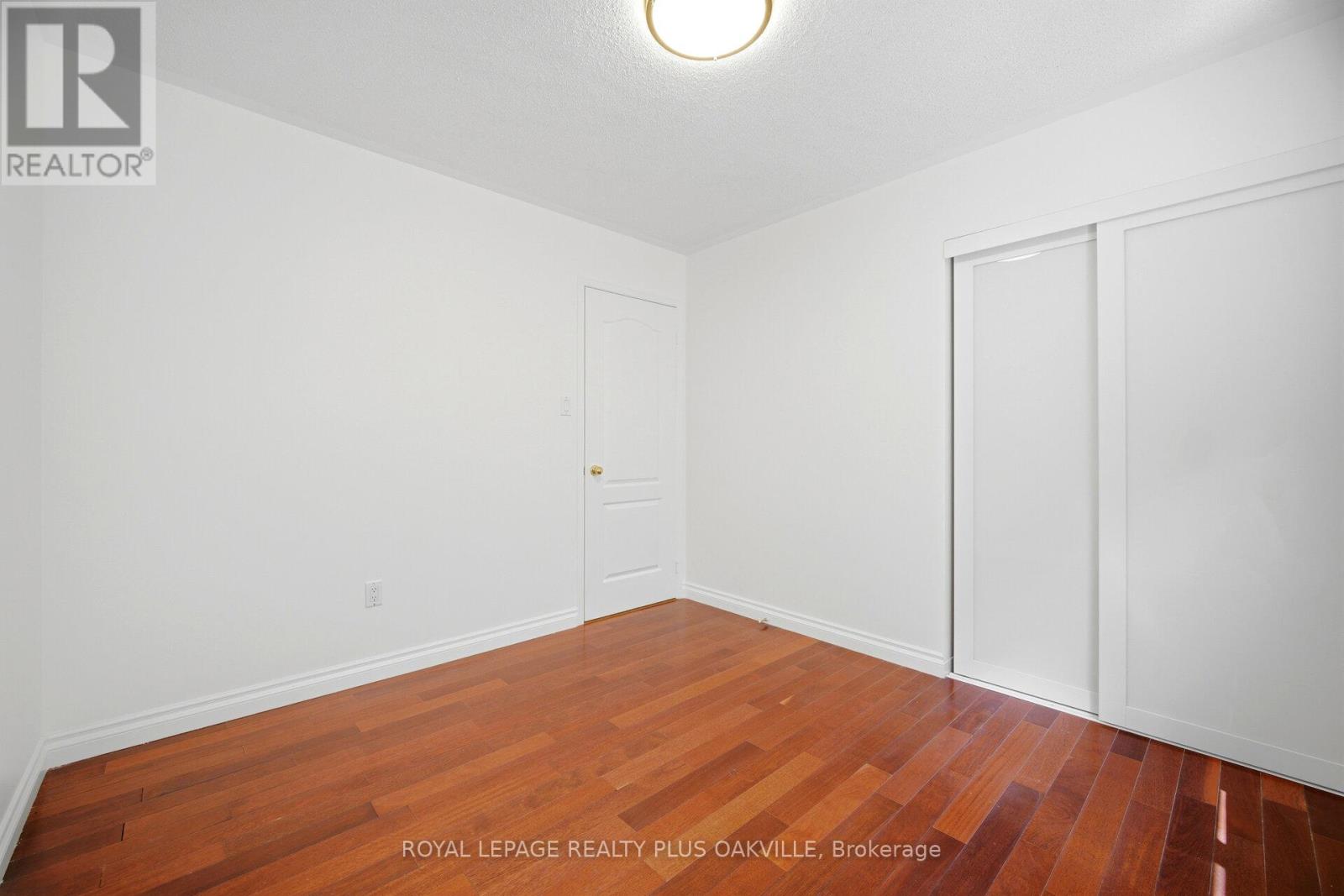 5275 RUPERTS GATE DRIVE - 35