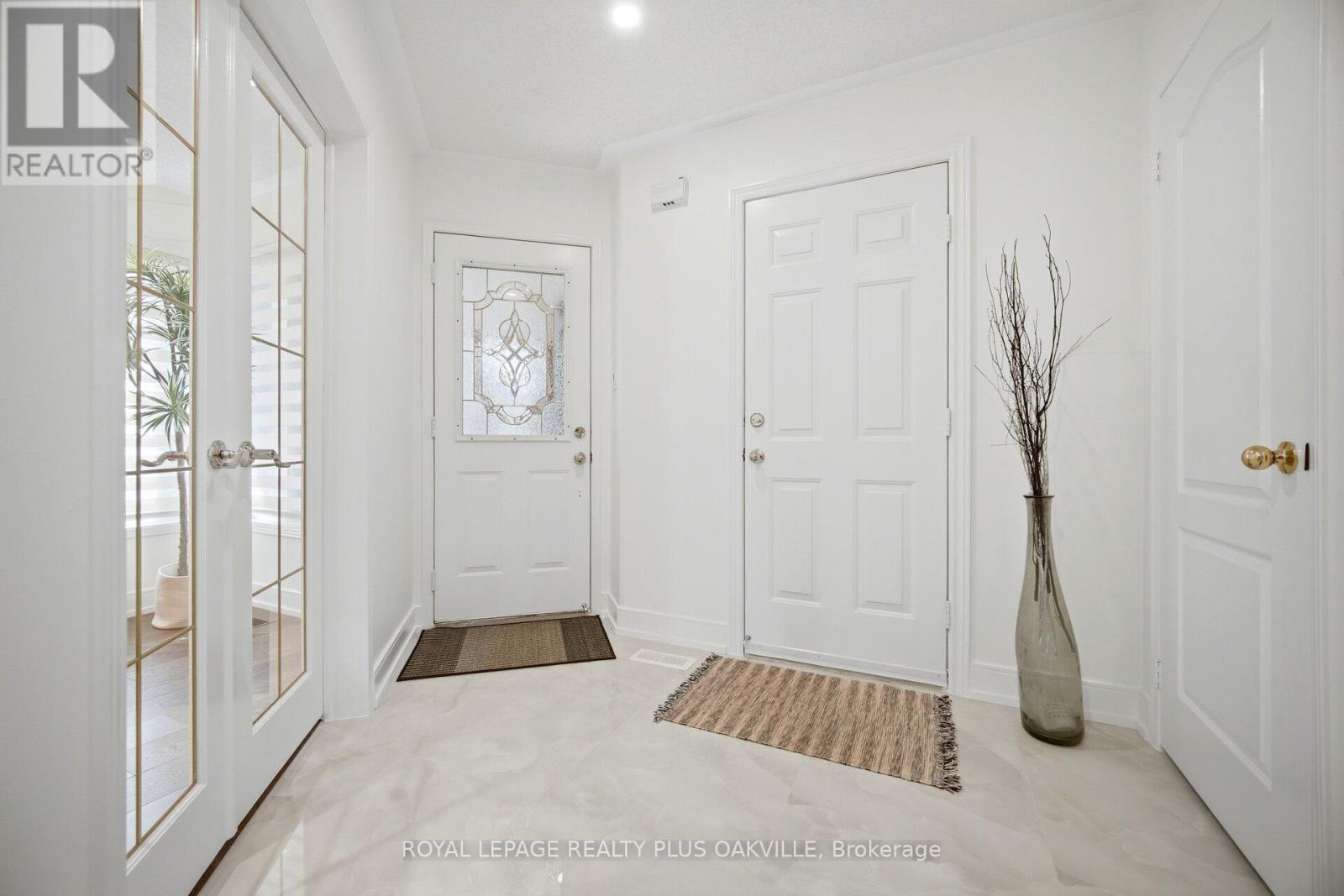 5275 RUPERTS GATE DRIVE - 5