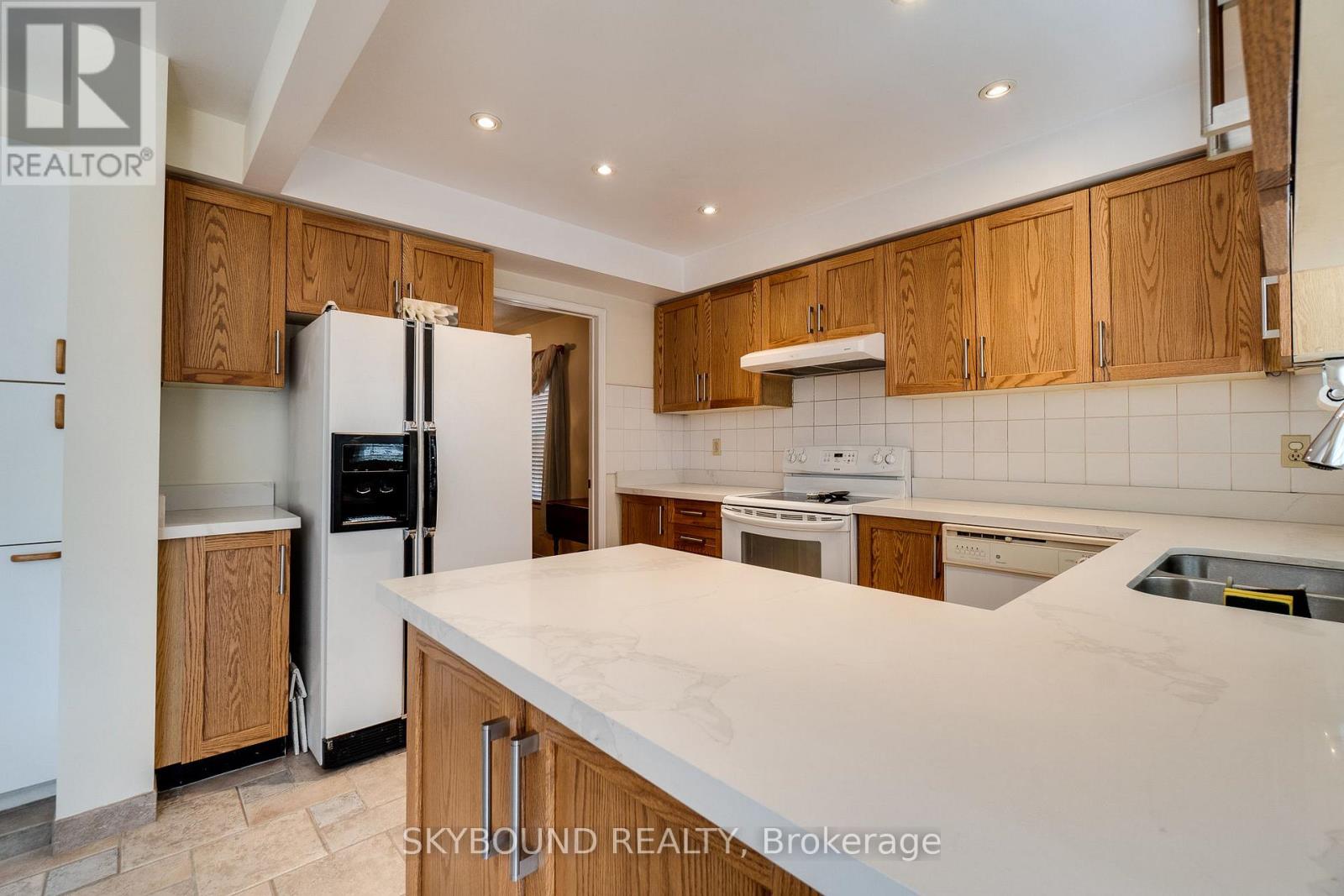 6304 CULMORE CRESCENT - 24