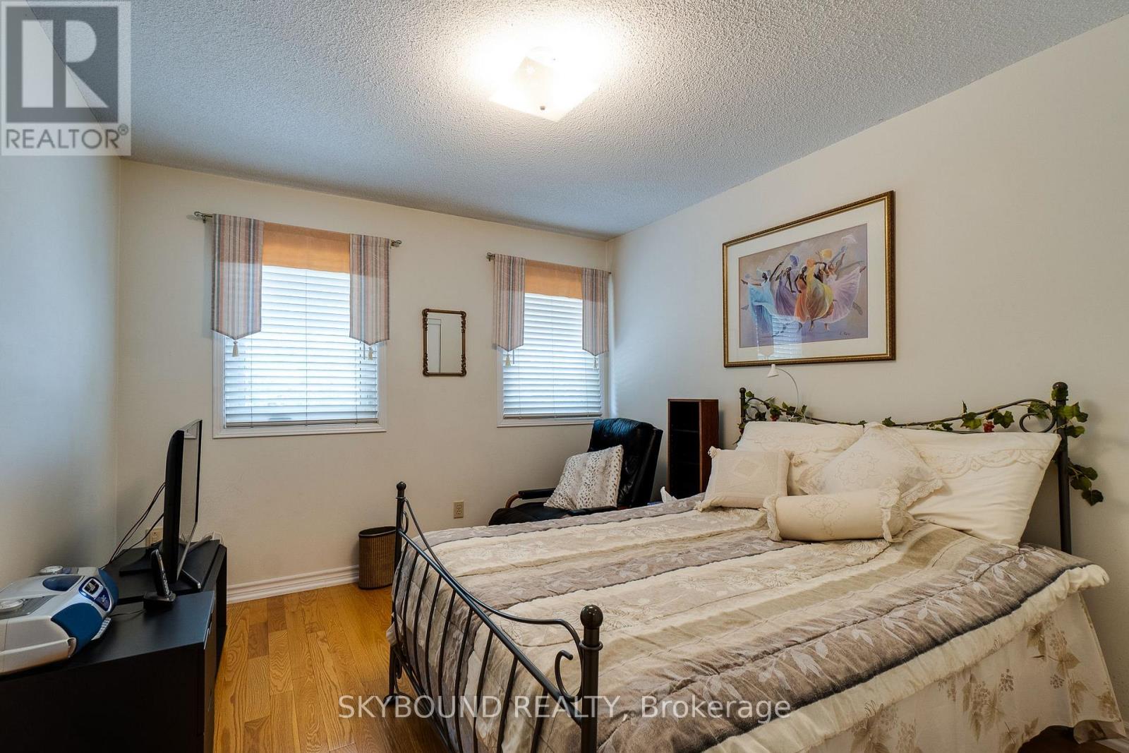 6304 CULMORE CRESCENT - 42