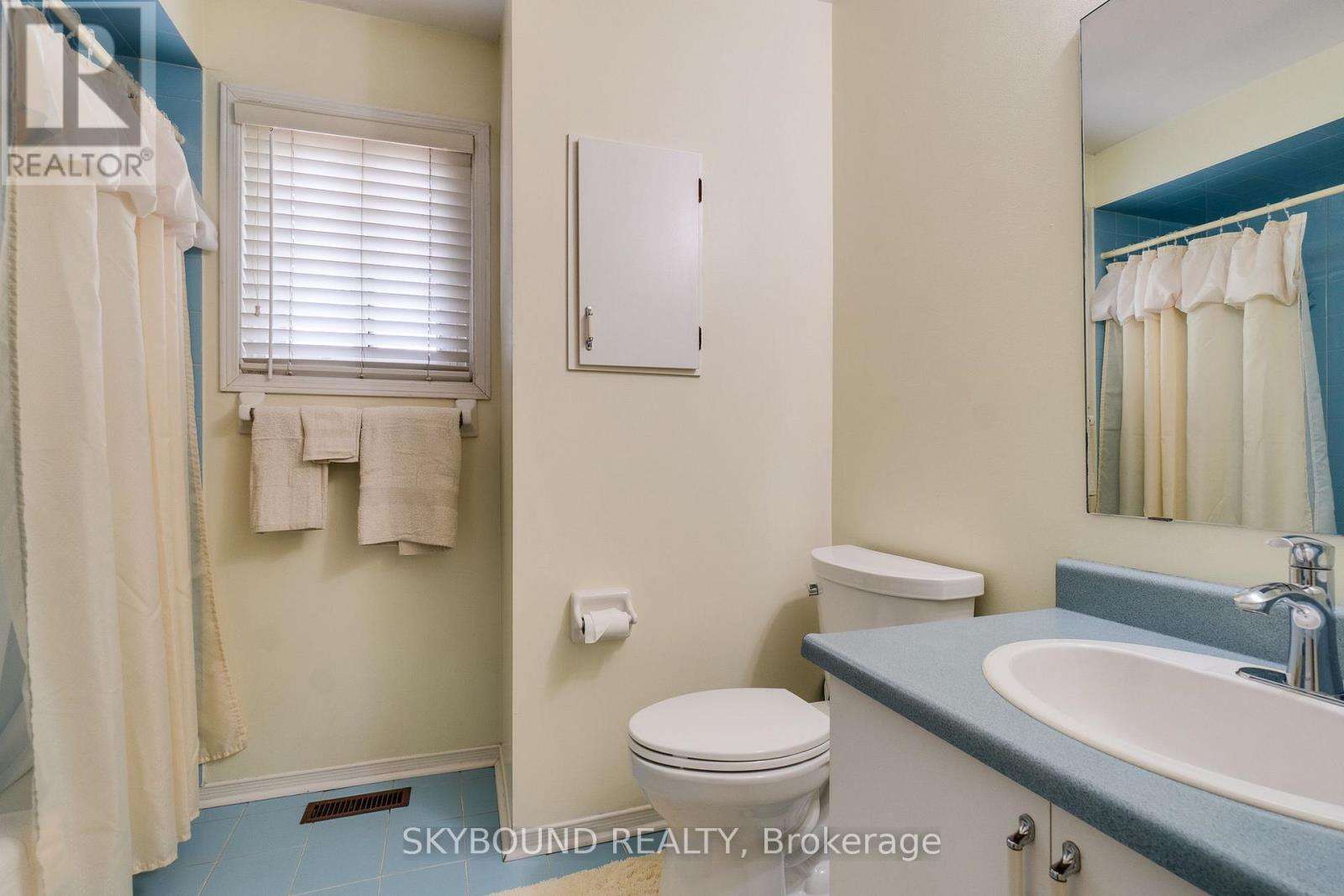 6304 CULMORE CRESCENT - 44